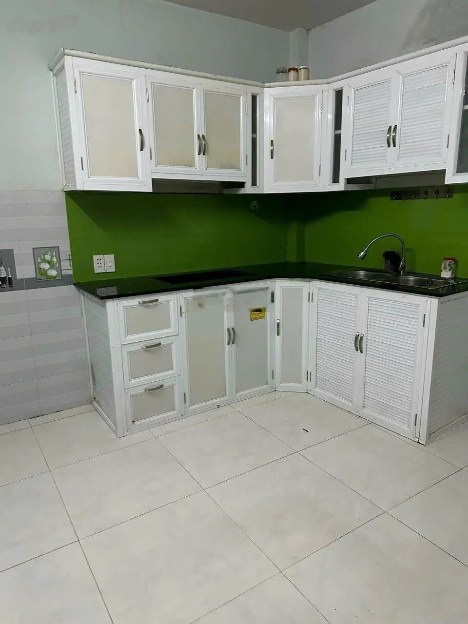Cần bán nhà sổ hồng riêng Phường Bình Hưng Hoà B, Quận Bình Tân. Cách đường Bình Thành 100 m