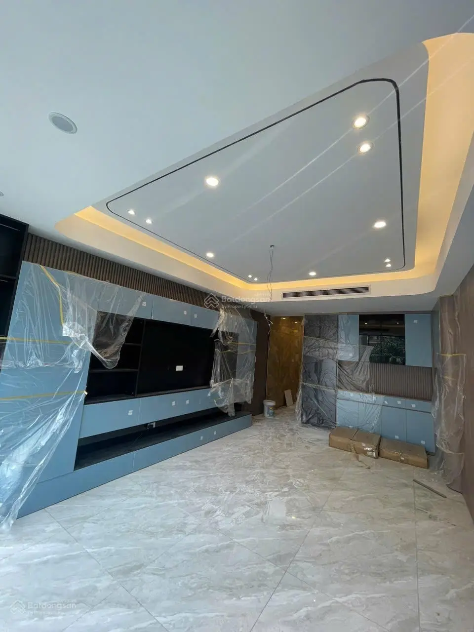 Cần bán nhà bồ đề long biên hà nội.