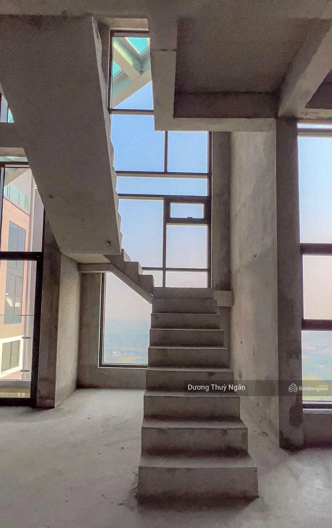 Duplex thiết kế 3PN Spremium - view BT đảo giá tốt
