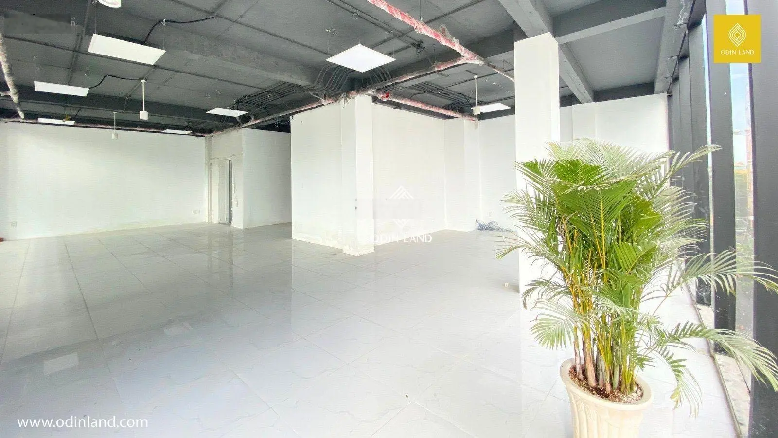 Bán tòa nhà mặt tiền 3/2, P14 Q10, khuôn đất đẹp DT: 12m x 20m, XD 7 tầng thang máy, giá 70 tỷ TL