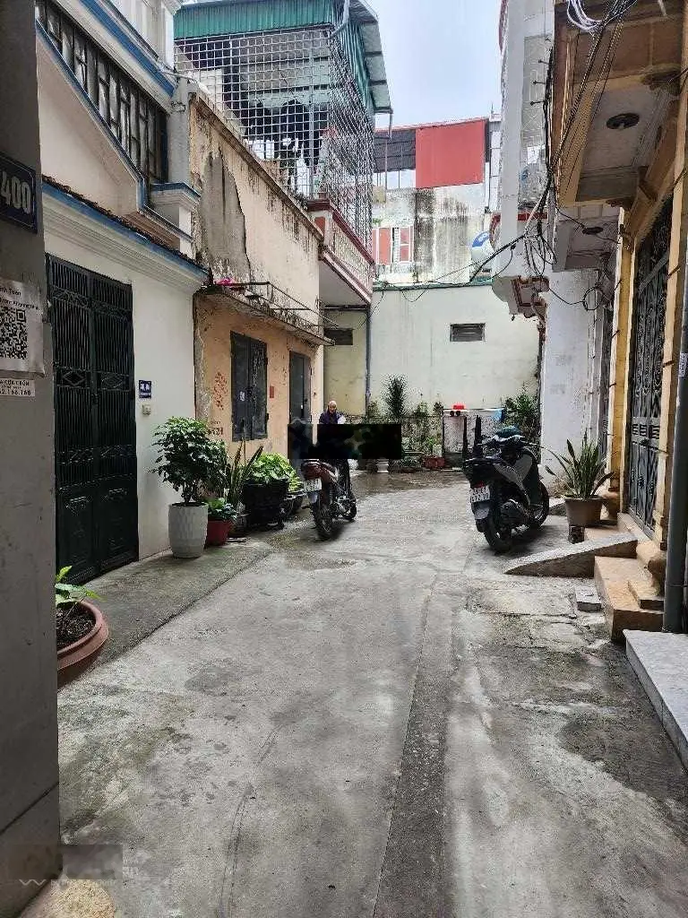 Bán đất tặng nhà chính chủ - 57m2 chỉ 5 tỷ.