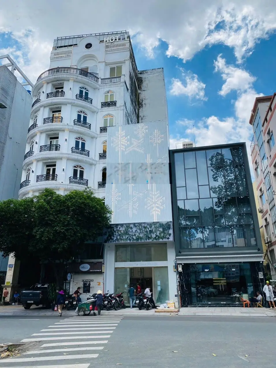 Bán nhà mặt tiền Lê Văn Sỹ, Tân Bình - DT: 8 x 36m - HĐT: 150 triệu/tháng - giá bán: 50 tỷ