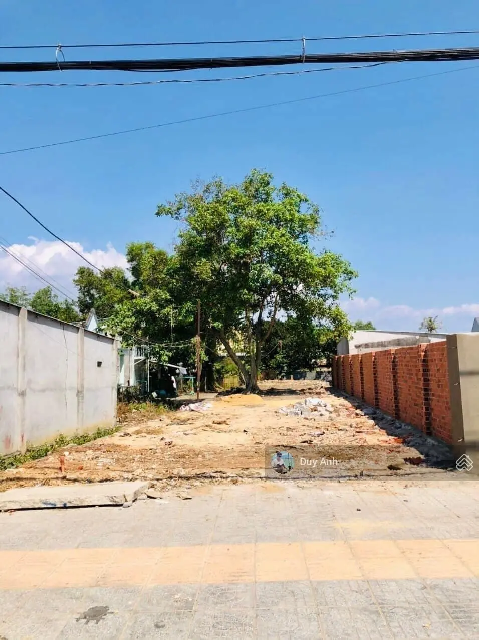 Cần bán gấp lô đất cách KCN Long Đức 300m, Đ.Bạch Đằng, P. Long Đức, Tp. Trà Vinh. 120m2/750tr, SHR