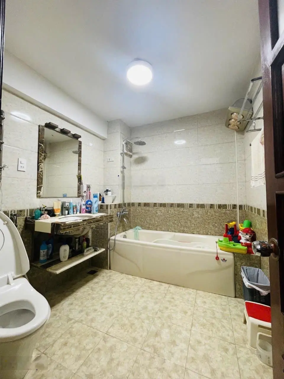 Đầm Trấu * vị trí đẹp nhất, hiếm nhà bán, thông số đẹp giá đầu tư 60m 6T MT 5m sổ vuông, 0943 824 ***