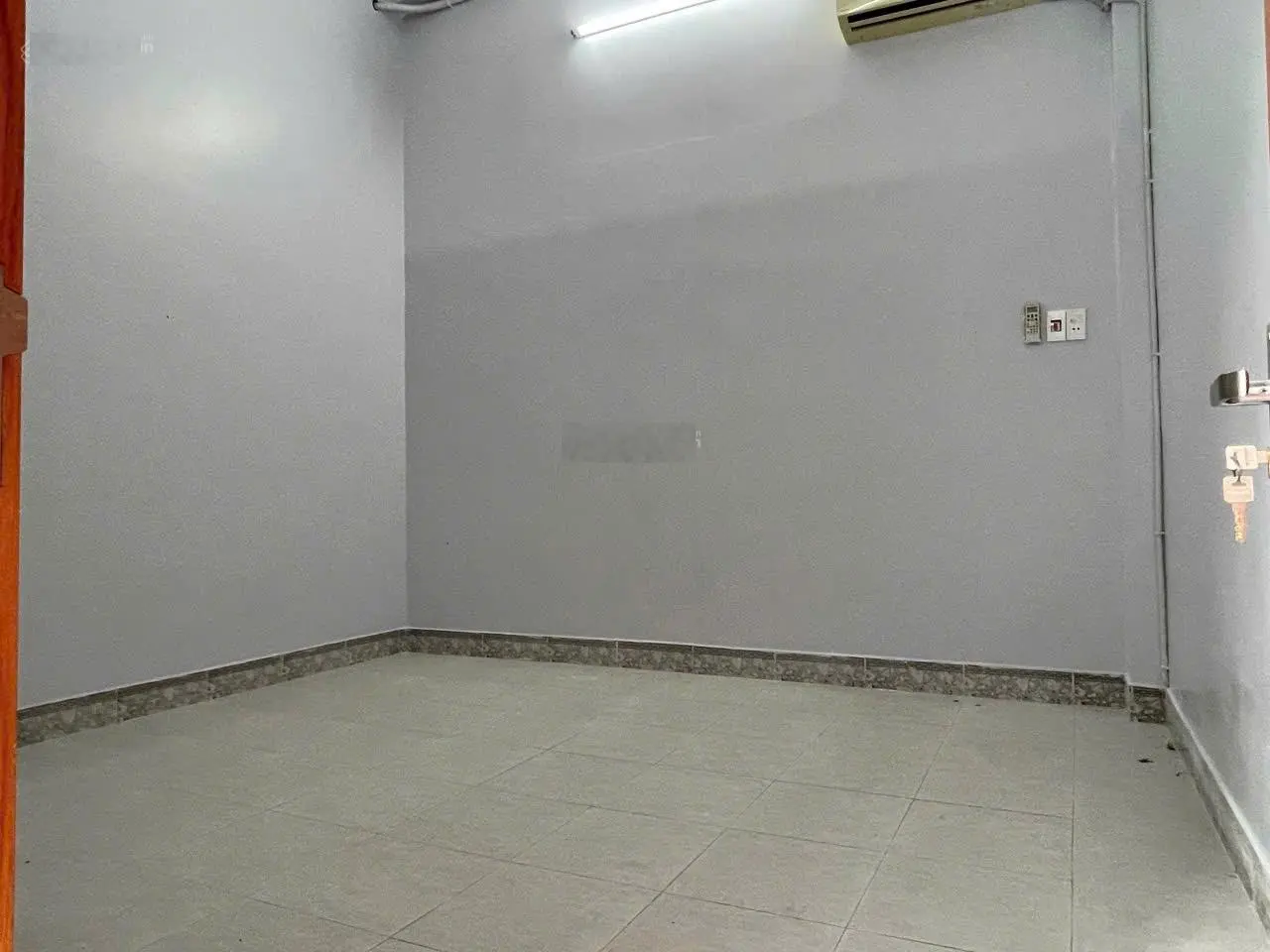 Bán nhà mặt tiền Quốc Lộ 50, ngay UBND thị trấn Cần Giuộc. Sang tên ngay trong ngày