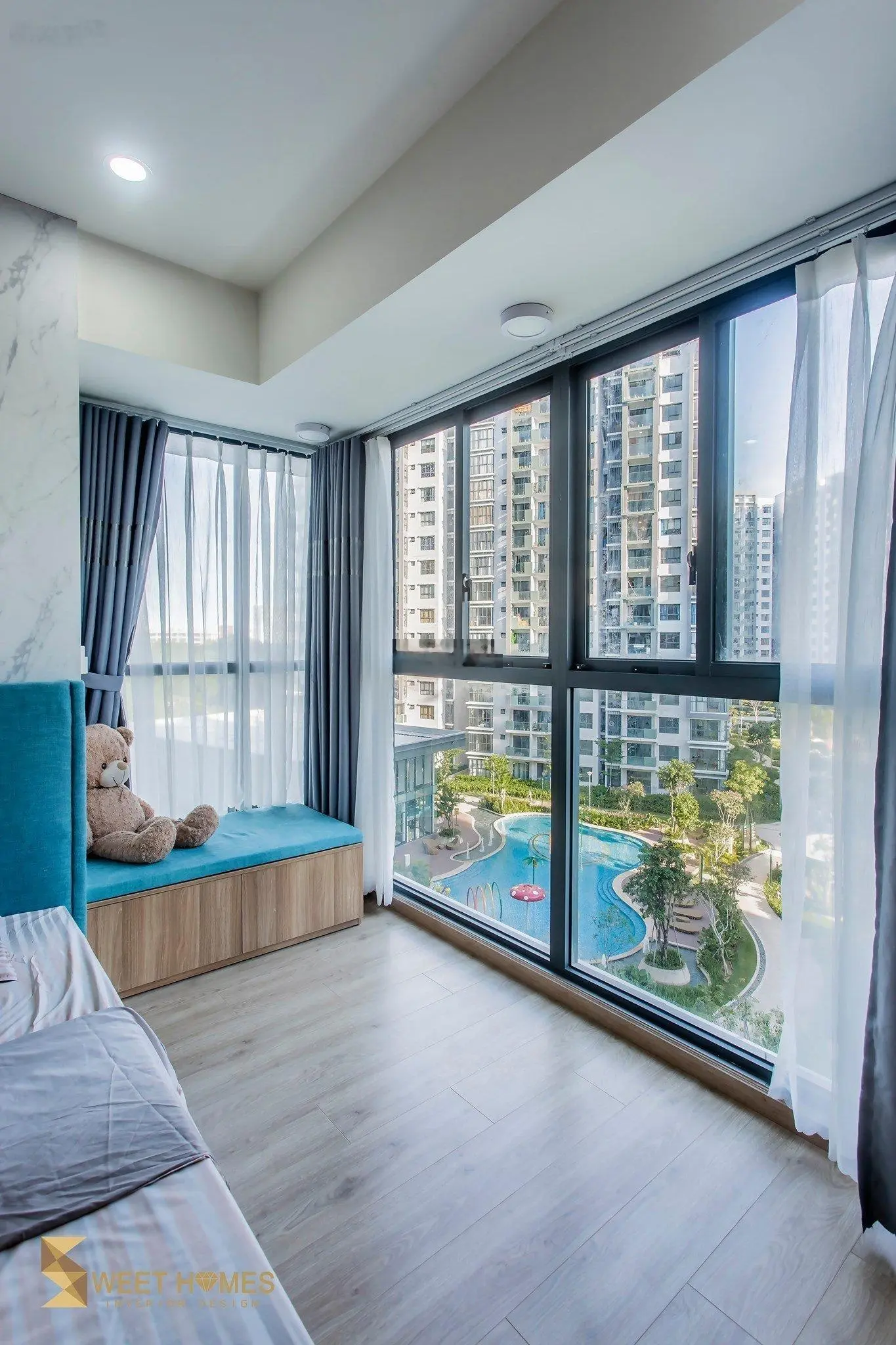 Chủ kẹt tiền cần bán gấp: Căn hộ 3PN + 2WC khu Emerald - Celadon City, giá: 4.150 tỷ, full nội thất