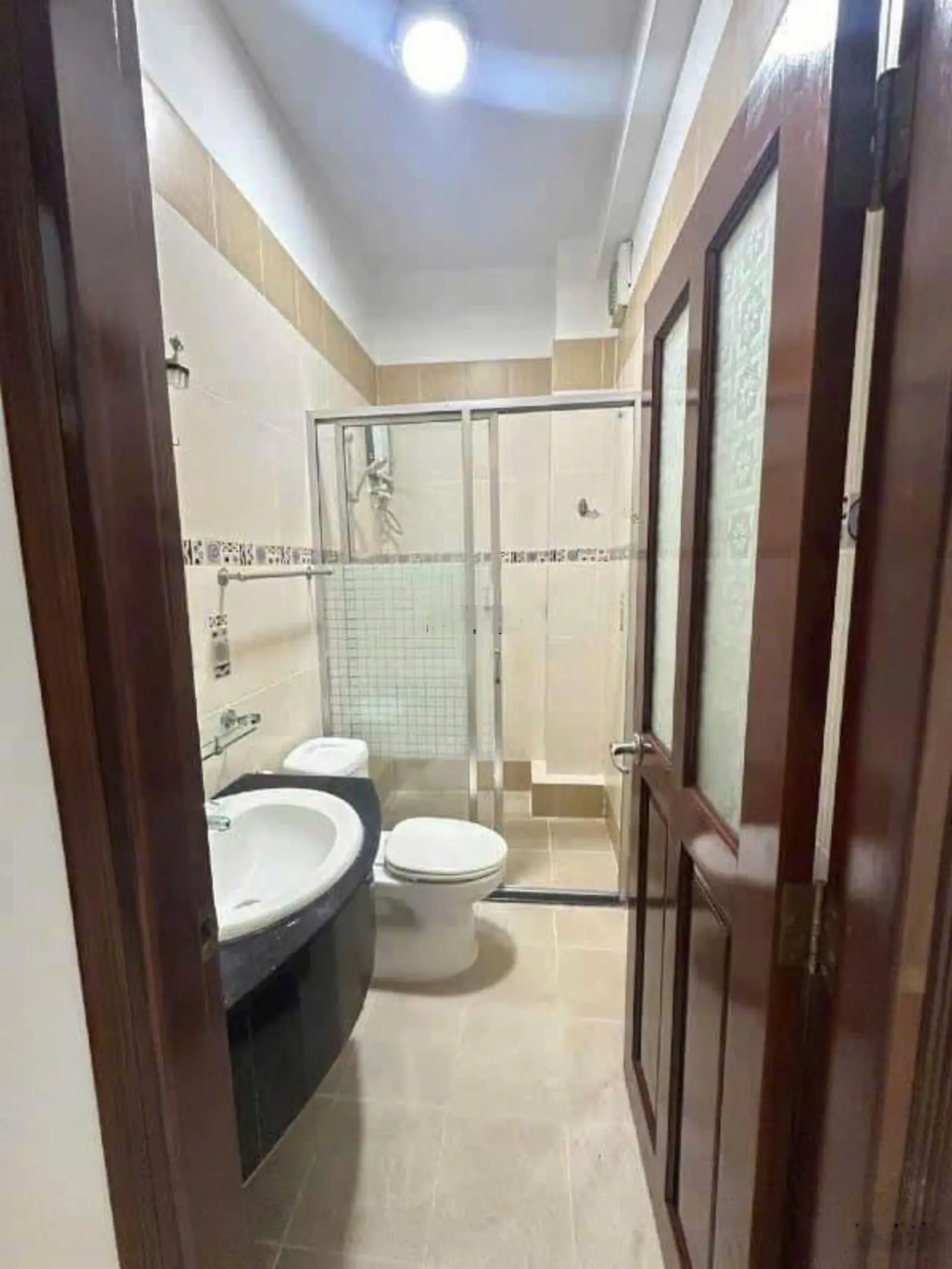 Bán gấp nhà Bùi Đình Túy. Quận Bình Thạnh - 45,8m2 - 2PN3WC- giá 2 tỷ 890- LH 0765 539 ***