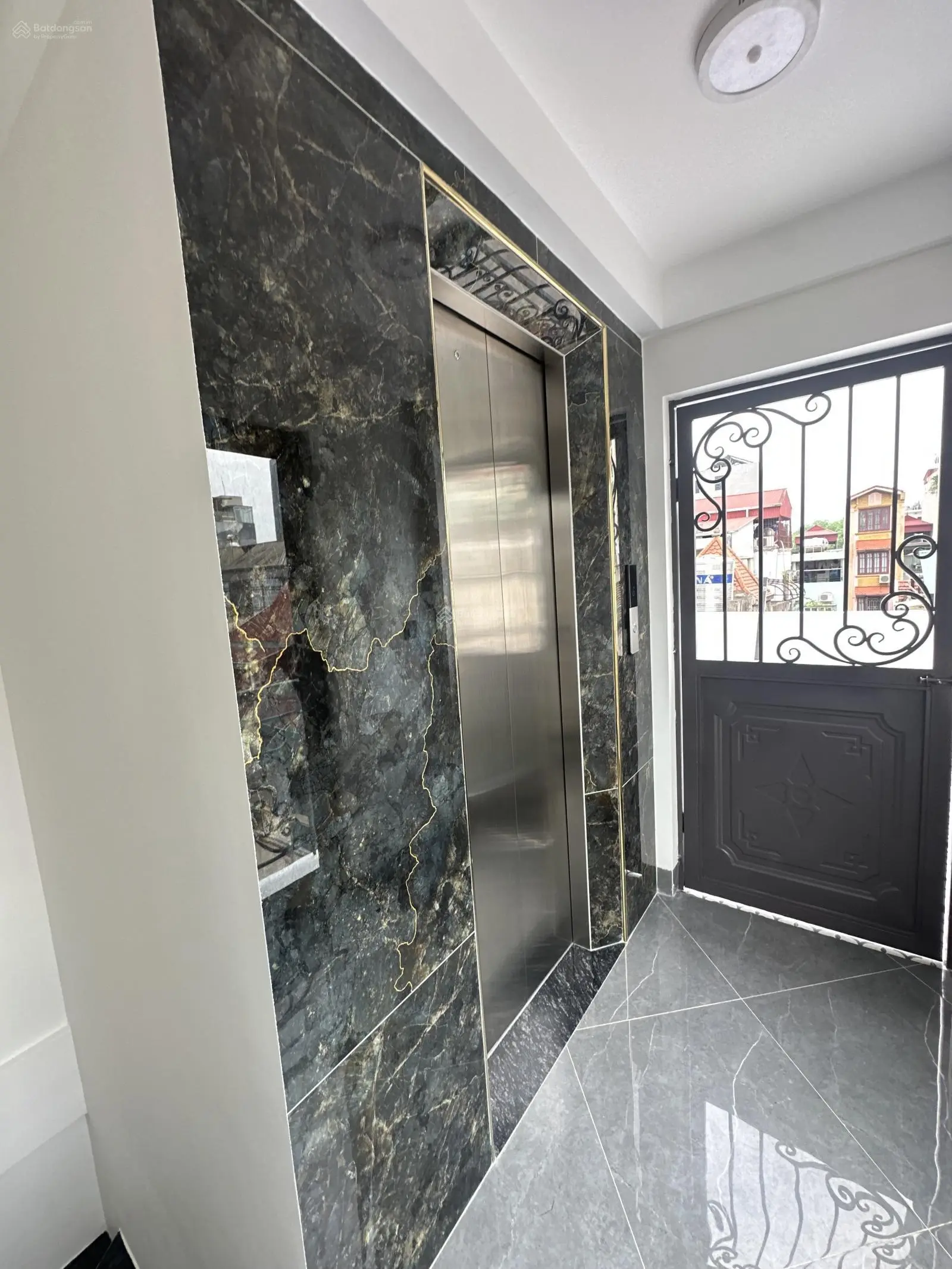 Thái hà mặt tiền bề thế_7.9m_6 tầng thang máy êm ru_ô tô tránh 10m dt:40m_13.2 tỷ sổ đỏ pháp lý r
