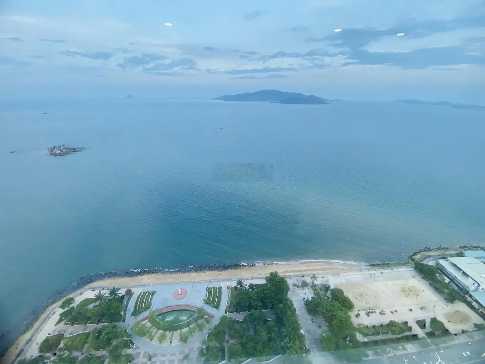 Chính chủ bán căn hộ view chính biển Nha Trang Mường Thanh Khánh Hoà 04 Cầu Trần Phú giá 2,25 tỷ