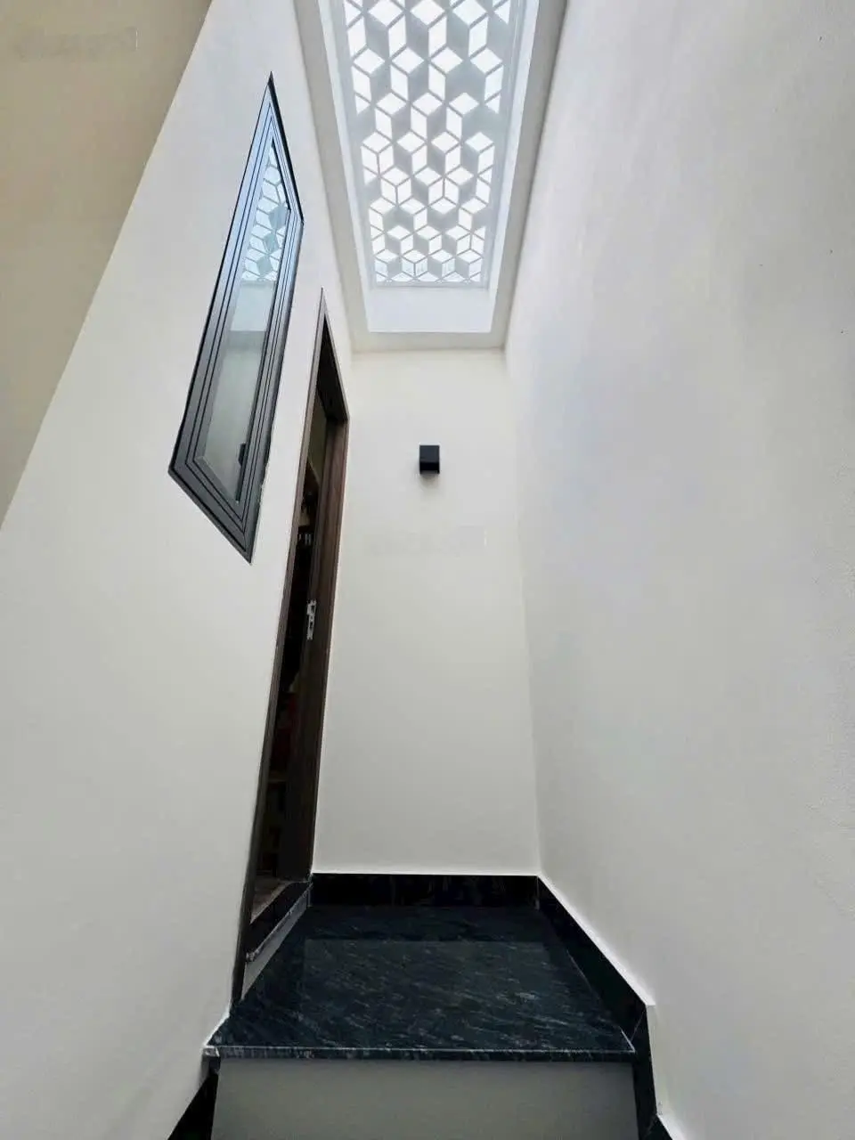 Cạnh chợ Bà Chiểu, đường Ngô Nhân Tịnh 36m2, giá 2tỷ090. Nhà sẵn sổ hoàn công