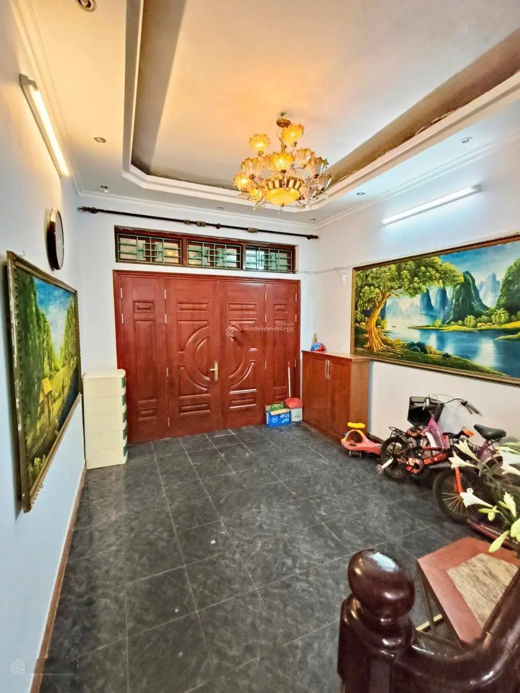 Nhà đẹp ở ngay tại Thái Hà 37m2, 5 tầng, 6.5 tỷ ngõ thông, gần phố, nhà đẹp, full nội thất xịn!