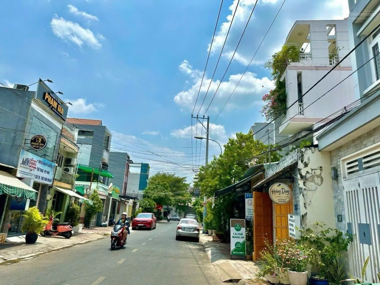 Bán nhà 2 tầng mặt tiền kinh doanh giá 9,6 tỷ, diện tích 90 m2, tại Huỳnh Thúc Kháng, phường Hiệp Phú, quận 9