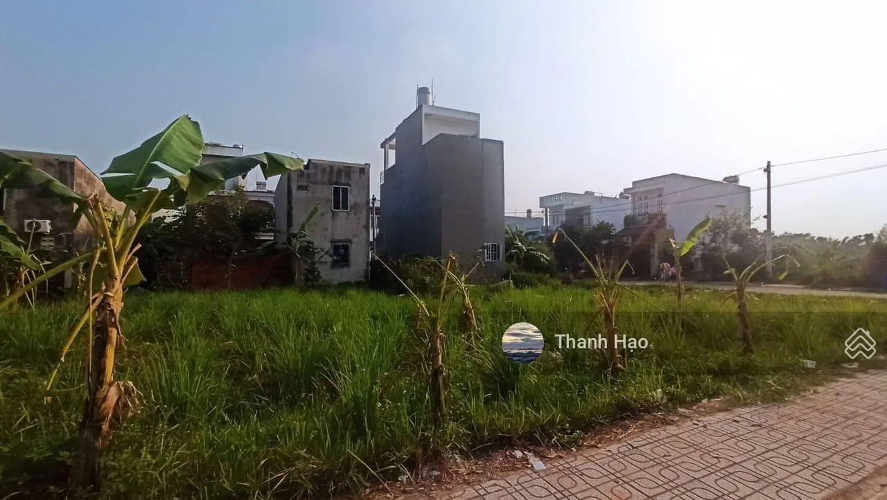 Giá Ngộp! Bán đất đường Bờ Kênh. Gần TT Dậy Thêm, Phường 3, Vĩnh Long, DT 130m2, SHR