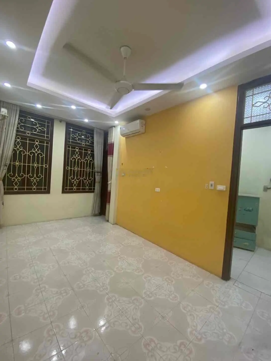 Bán gấp nhà p/lô oto VẠN PHÚC - HÀ ĐÔNG - 5M RA Ô TÔ TRÁNH - DÂN XÂY 40m2x4t mt 5m giá nhỉnh 8tỷ