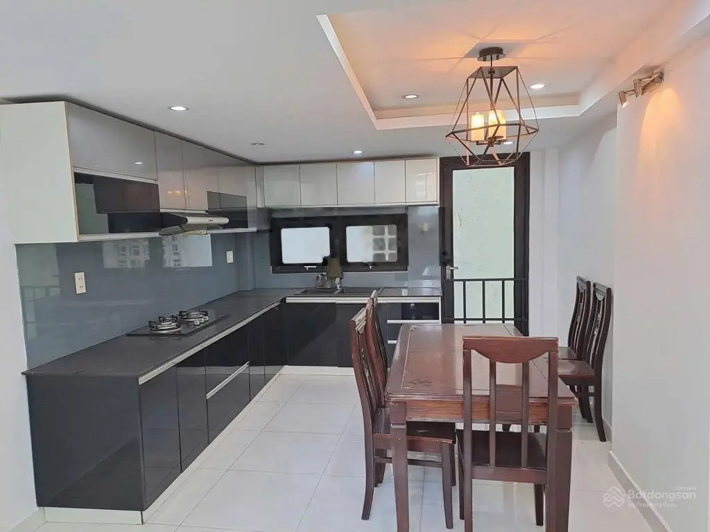 Bán Nhà riêng tại Trần Hưng Đạo, 12,5 tỷ, 56m2, 3PN, 4WC, 5 tầng, Q1, HCM