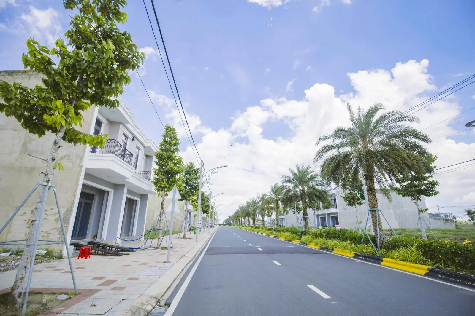 Bán 39 căn shophouse có dòng tiền ổn định đối diện khu công nghiệp 120ha