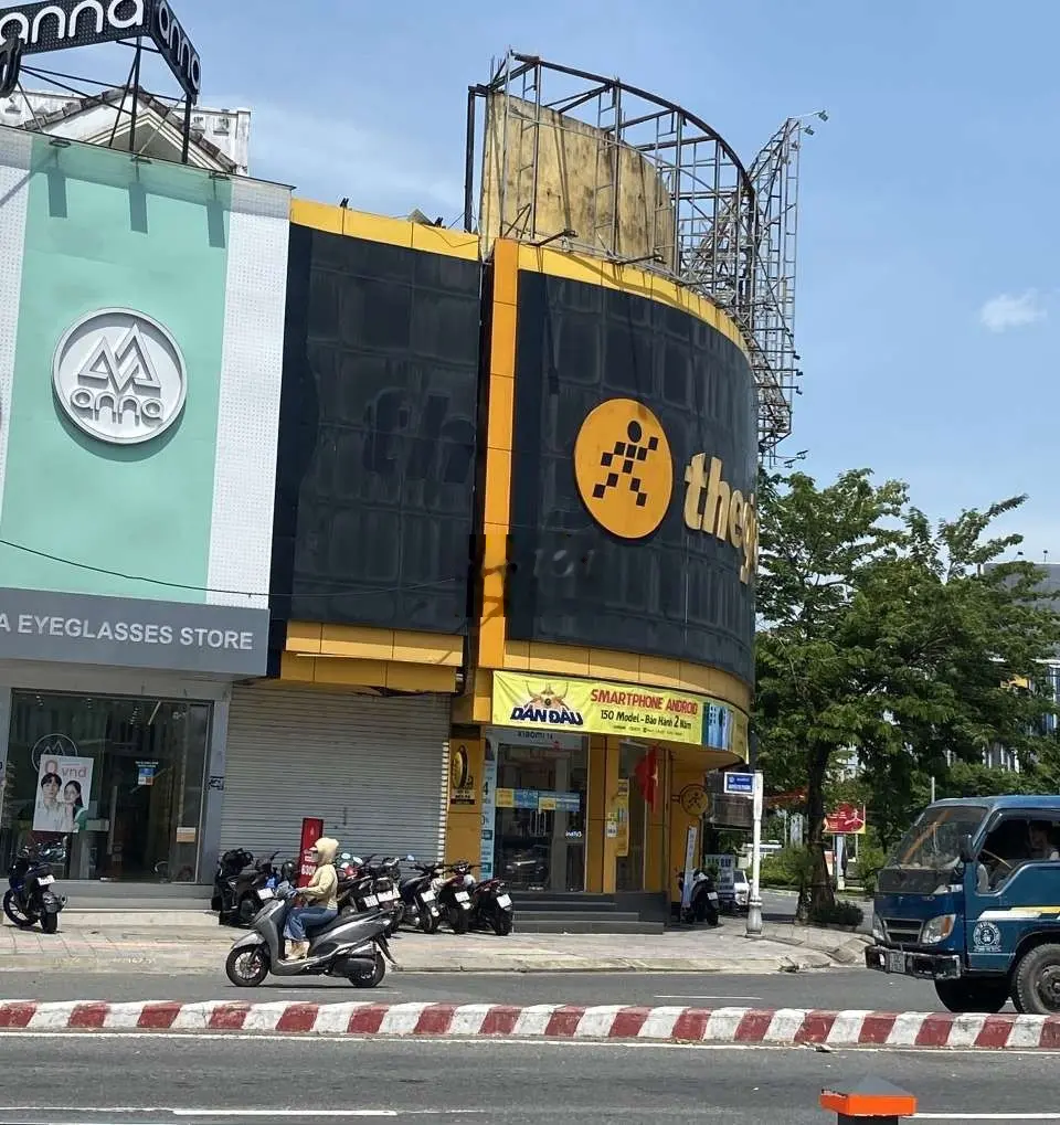Bán đất mặt tiền Nguyễn Tri Phương tặng nhà 2 tầng gần Nguyễn Văn Linh