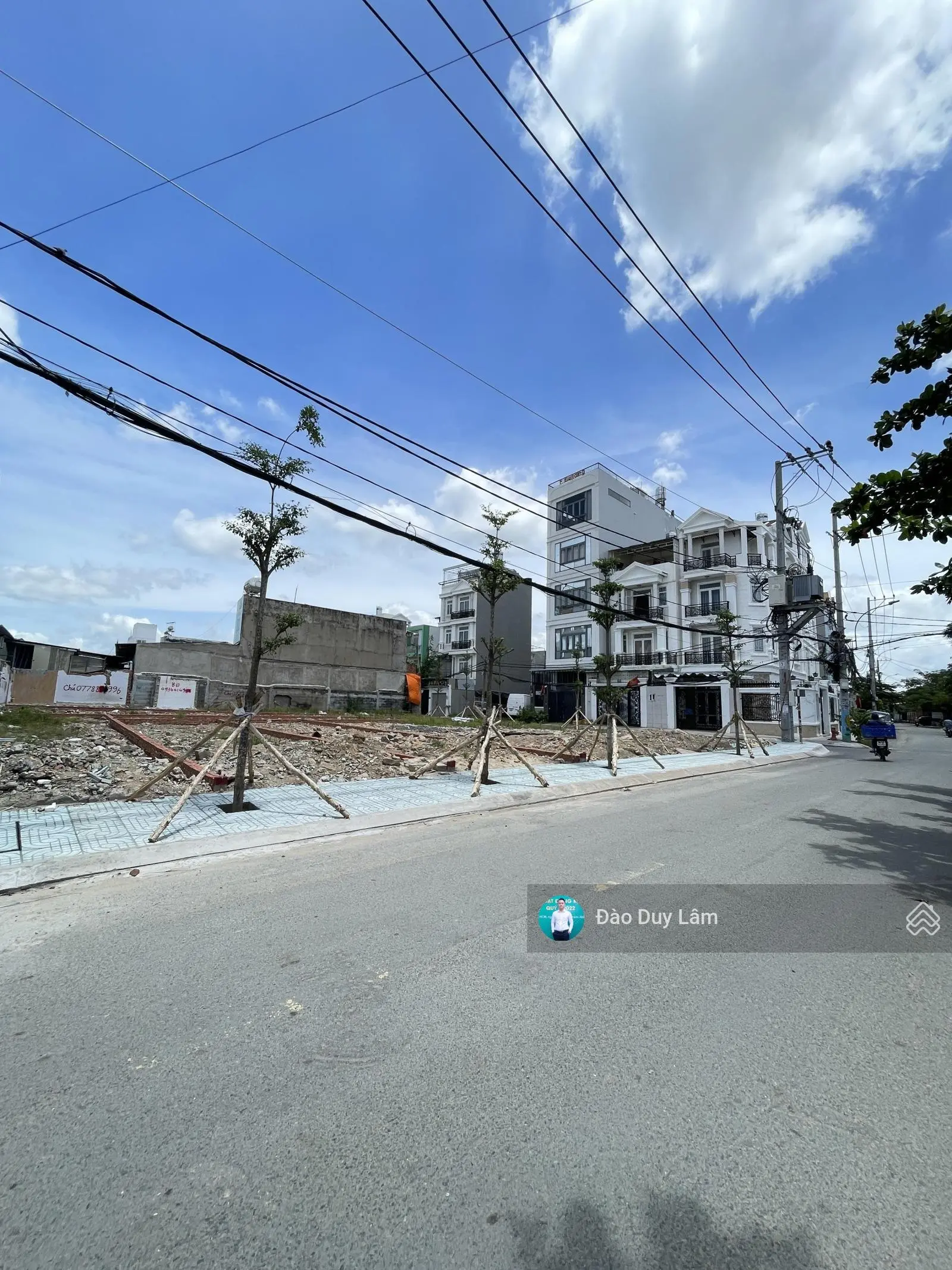 Đất thổ cư mặt tiền đường 10m sát quốc lộ 13, xây dựng tự do tối đa được 5 tầng - giá đầu tư