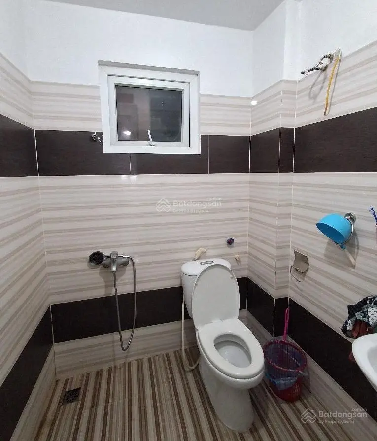 Bán nhà Kim Giang, Thanh Xuân; 40 m2 x 5 tầng; Sổ đỏ, 2 mặt thoáng. Giá thật 6.68 tỷ và còn nhà