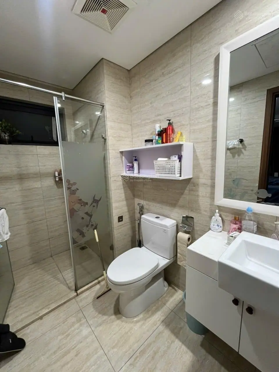 Cần bán chung cư Five Star Garden số 2 Kim Giang, S 71m2, 2 pn 2wc, có slot ô tô, cho thuê 15tr