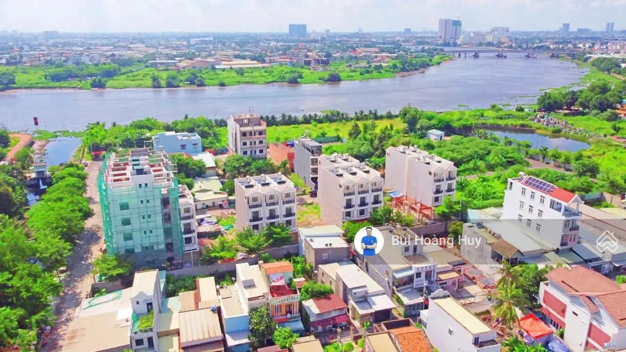 Nhà mới xây ven sông Sài Gòn, ngay Vạn Phúc City - Quốc Lộ 13, Tp. Thủ Đức, sổ riêng, đường 12m
