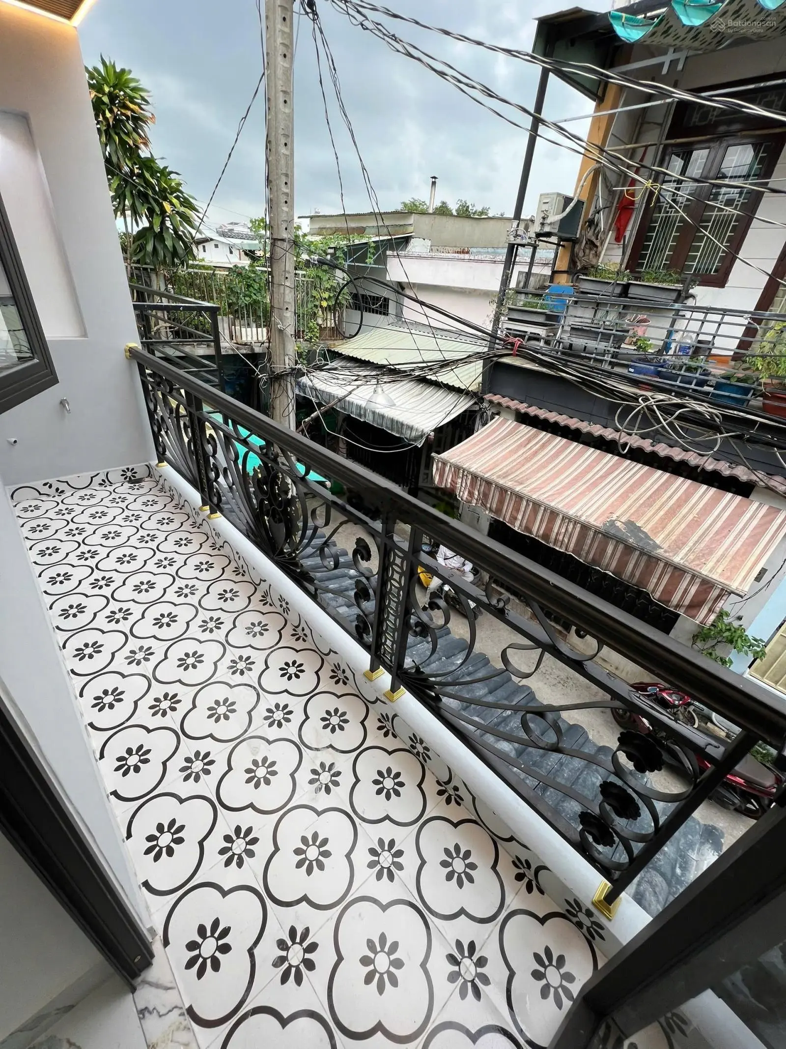 BÁN NHÀ đường mã lò hẻm xe hơi-2 tầng-40m2