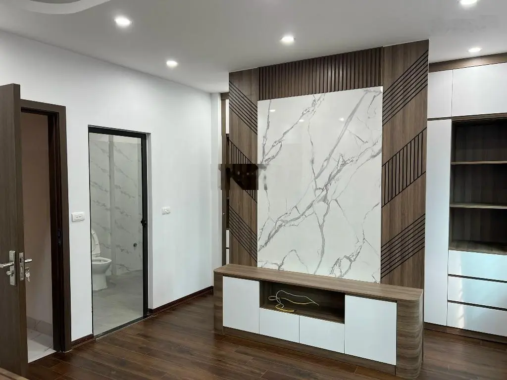 Bán nhà riêng 5,4 tỷ, 36m2, 3PN, 4WC tại Thượng Cát, Bắc Từ Liêm, Hà Nội đẹp, nhiều tiện ích
