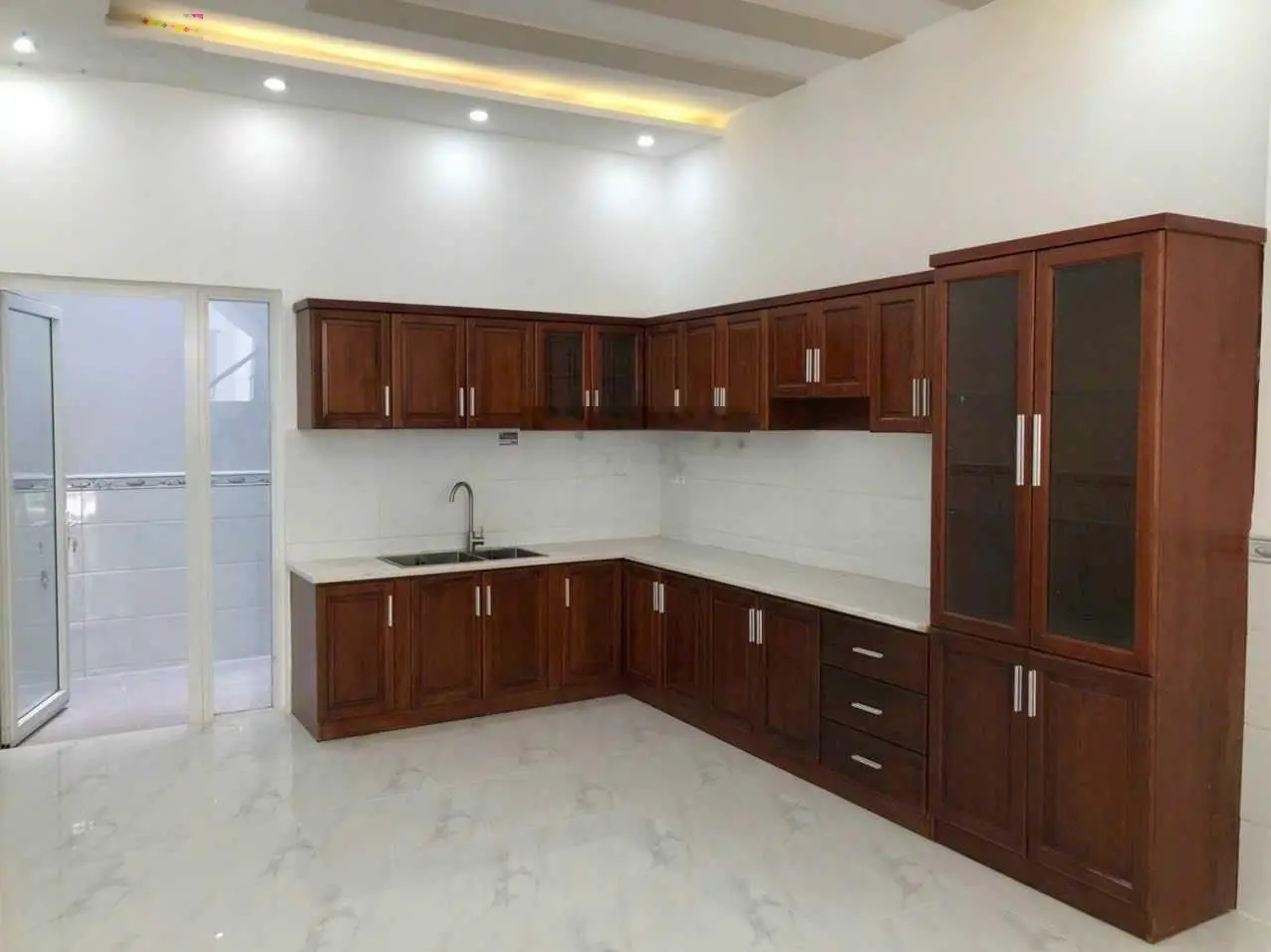 Ngộp - giảm ngay 1 tỷ - nhà 2 tầng - Gần Hoàng Diệu 2 - Dt 73m2 - 4,2 Tỷ