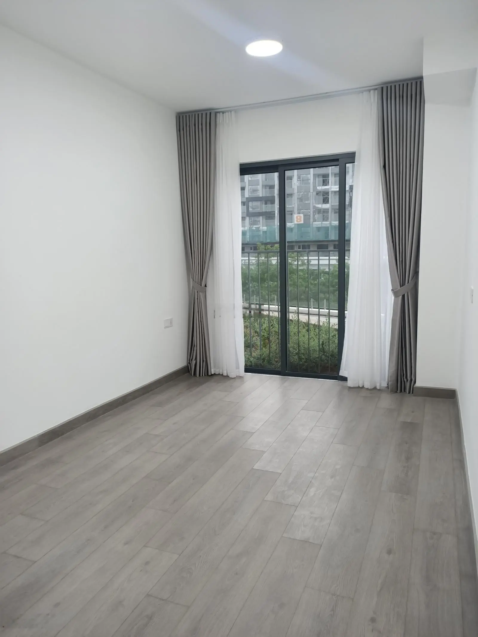 Diamond Alnata chủ kẹt tiền bán gấp căn 2PN - 2WC 88m2, nhà đón gió, mới tinh, nhận nhà ở ngay