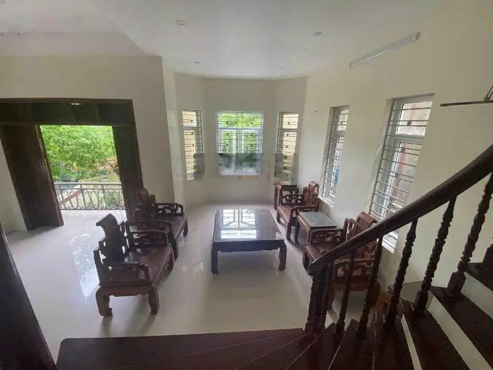Bán nhà 5 tầng Lạc Long Quân Tây Hồ ở, diện tích 46m2 chỉ nhỉnh 8 tỷ
