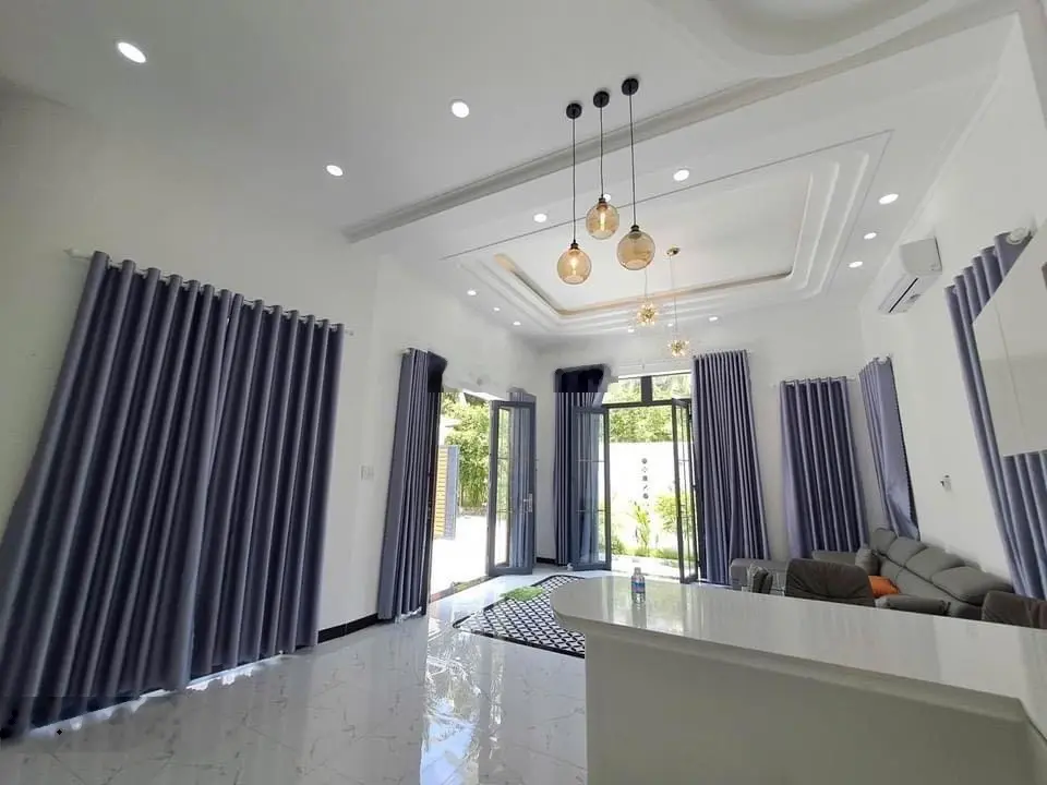 Bán nhà hẻm 73 Ni Sư Huỳnh Liên 63m2 cách trường THCS Trần Văn Quang 50m, sẵn dòng tiền thuê 15tr