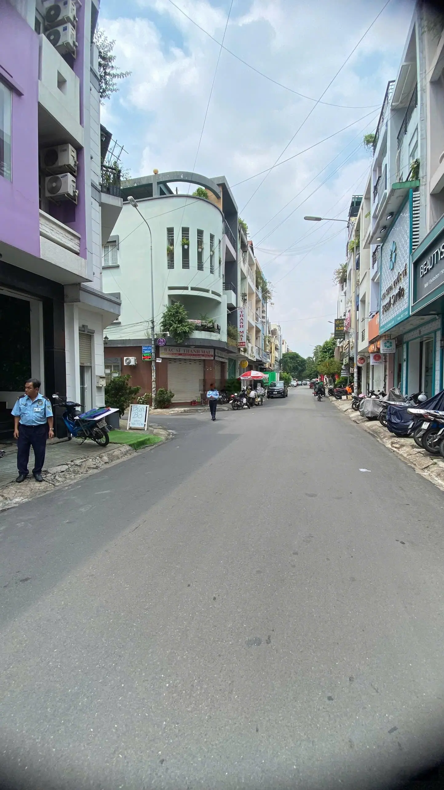 Cần bán nhà mặt tiền Hoa Lan - Phan Xích Long, P2, Phú Nhuận, DT 4x16m, 3 Tầng Giá bán 23,5 tỷ Tl
