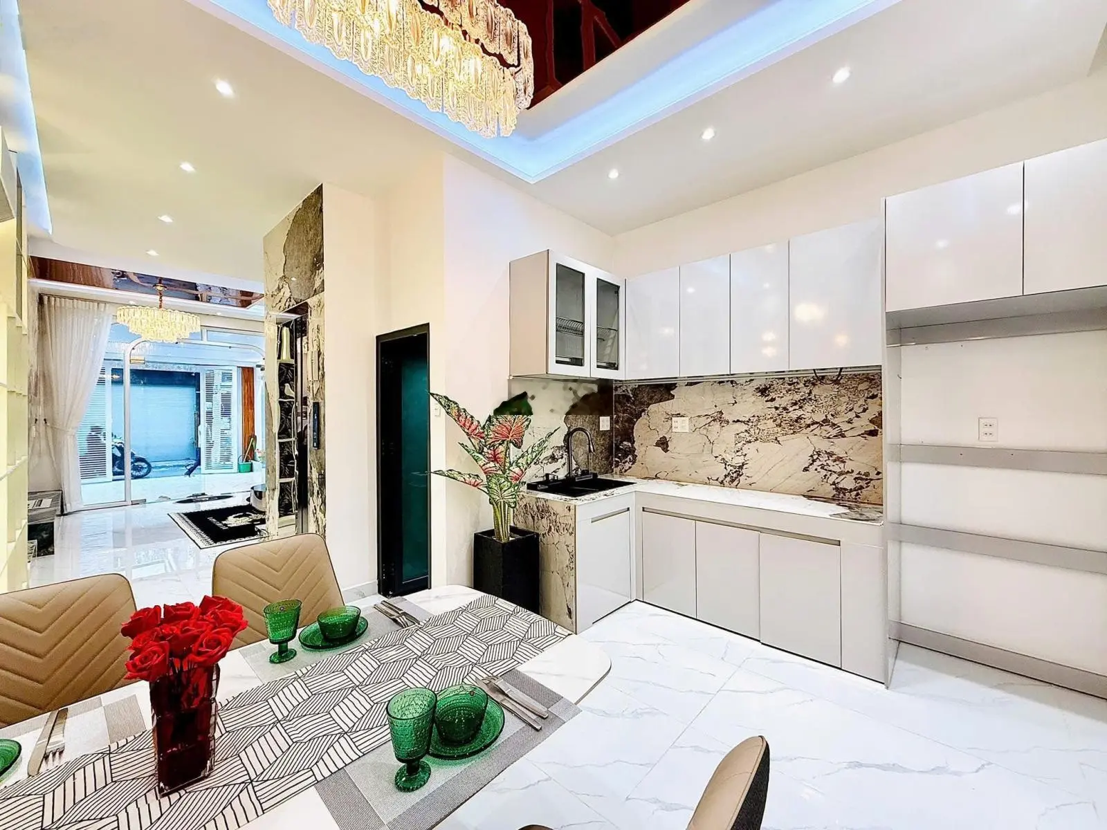 Bán gấp nhanh nhà ở Bình Tân - Phường Tân Tạo A - SHR DT 60m2 gồm 2P ngủ 1 trệt 1 lầu