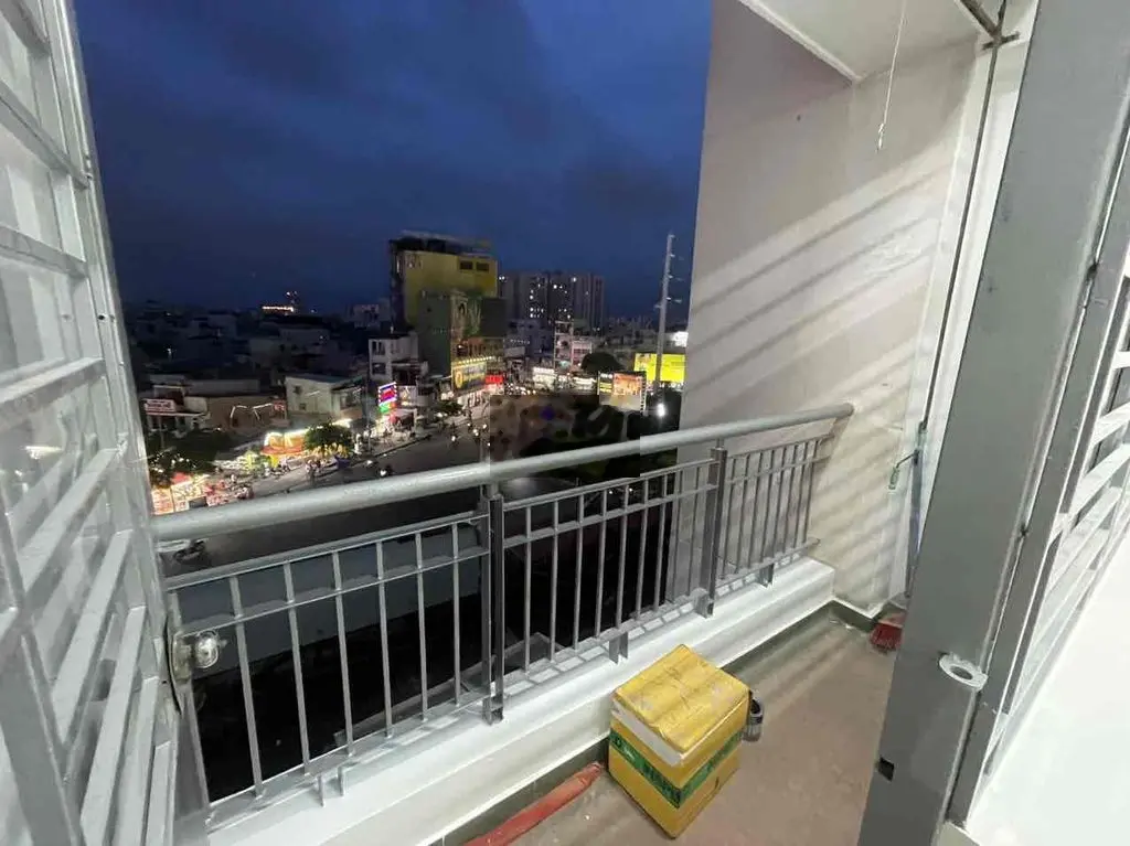 chung cư Phú Thọ Q11 Ngay Đai học Kinh Tế Q10 dt64m2 giá 2 ty890trieu