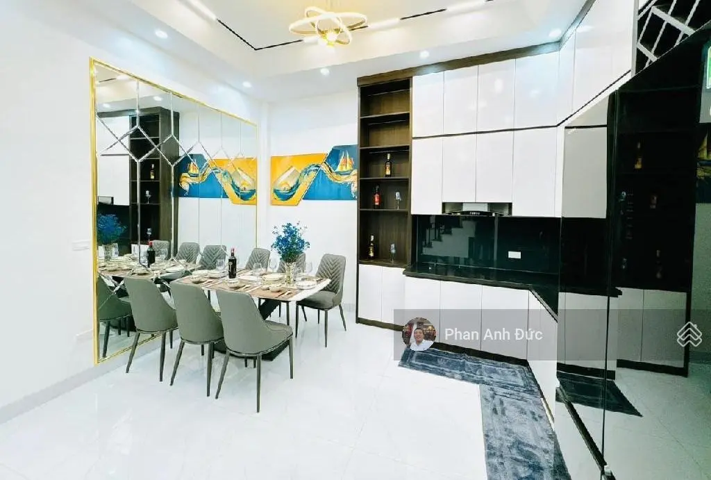 Nhà Phố Trần Quốc Vượng - Cầu Giấy, gần ôtô, TT Cầu Giấy, dân xây, DT 35m2, MT 6m giá 6 tỷ