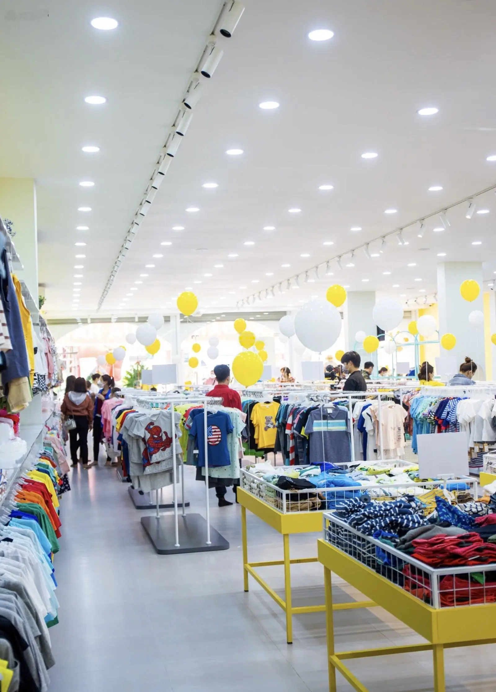 Bán nhà 2 Tầng 2 mặt tiền Tôn Đức Thắng. DT: 412m2 _ ngang 11m5 nở hậu