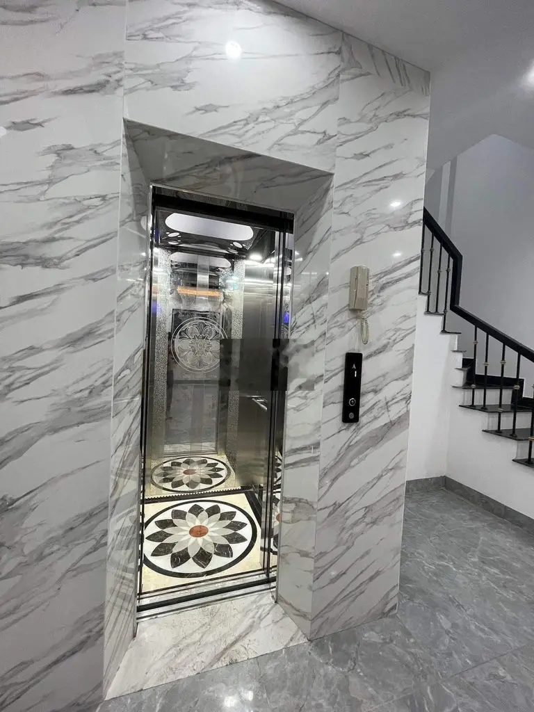 Bán Nhà Tứ Liên Nở Hậu 35m2, 5T Thang Máy 7,3 Tỷ Đg ÔTô GT Thuận Tiện