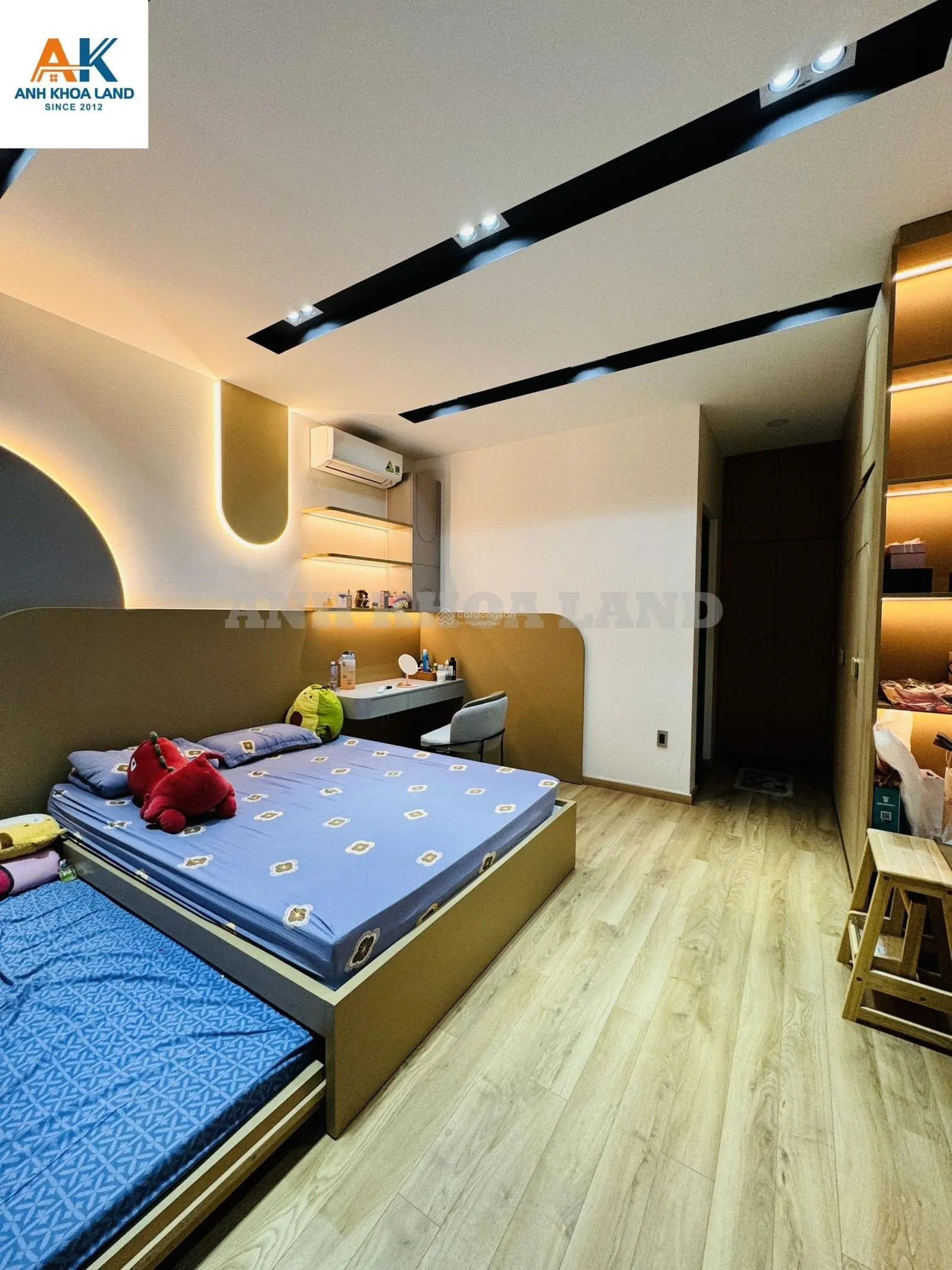 Giảm 1.5tỷ nhà MT kinh doanh ngay Trung Tâm Thủ Đức. Full nội thất cao cấp. Khu VIP, thông thoáng