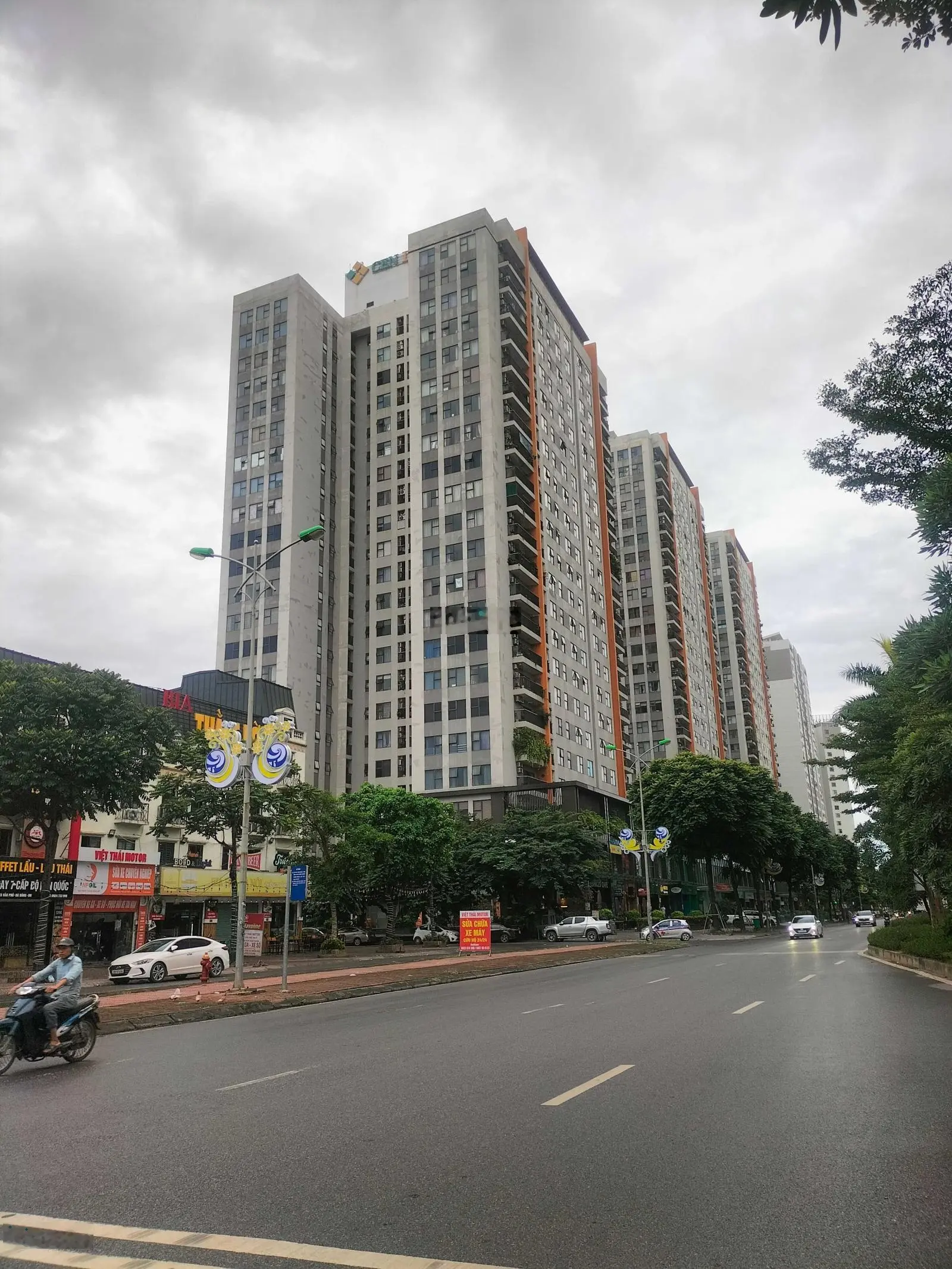 Siêu mẫu Ngô Quyền Hà Đông 35m 5 tầng giá 5.2tỷ, ô tô đỗ cửa, ngõ thông thoáng gần ô tô tránh.