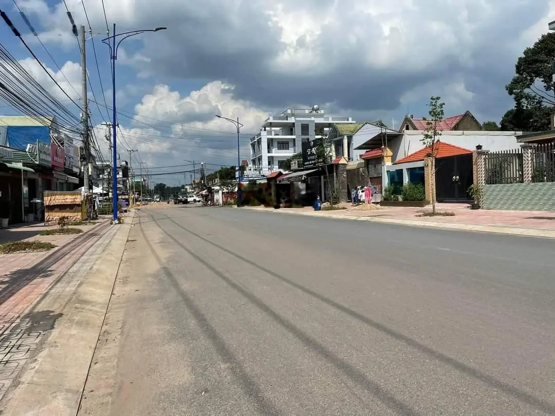 Bán gấp lô đất mặt tiền võ thị sáu 20m kết nối về sân bay quốc tế long thành , 210m2 giá 1 tỷ 830 !
