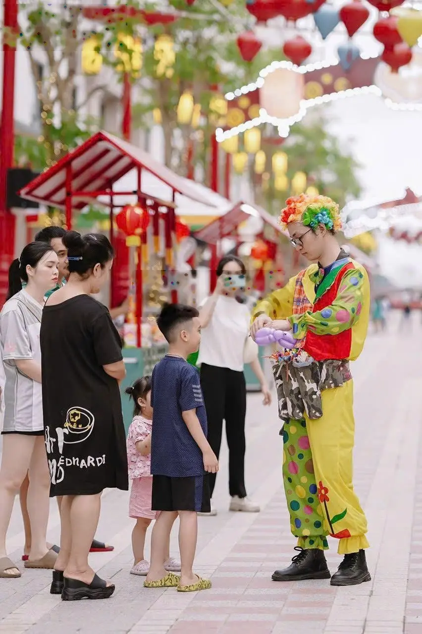 Vốn 2.7 tỷ-Sang tên nhà Vinhomes-Đang cho thuê 33 triệu/tháng-Sổ đỏ vĩnh viễn-Tiện ích đầy đủ