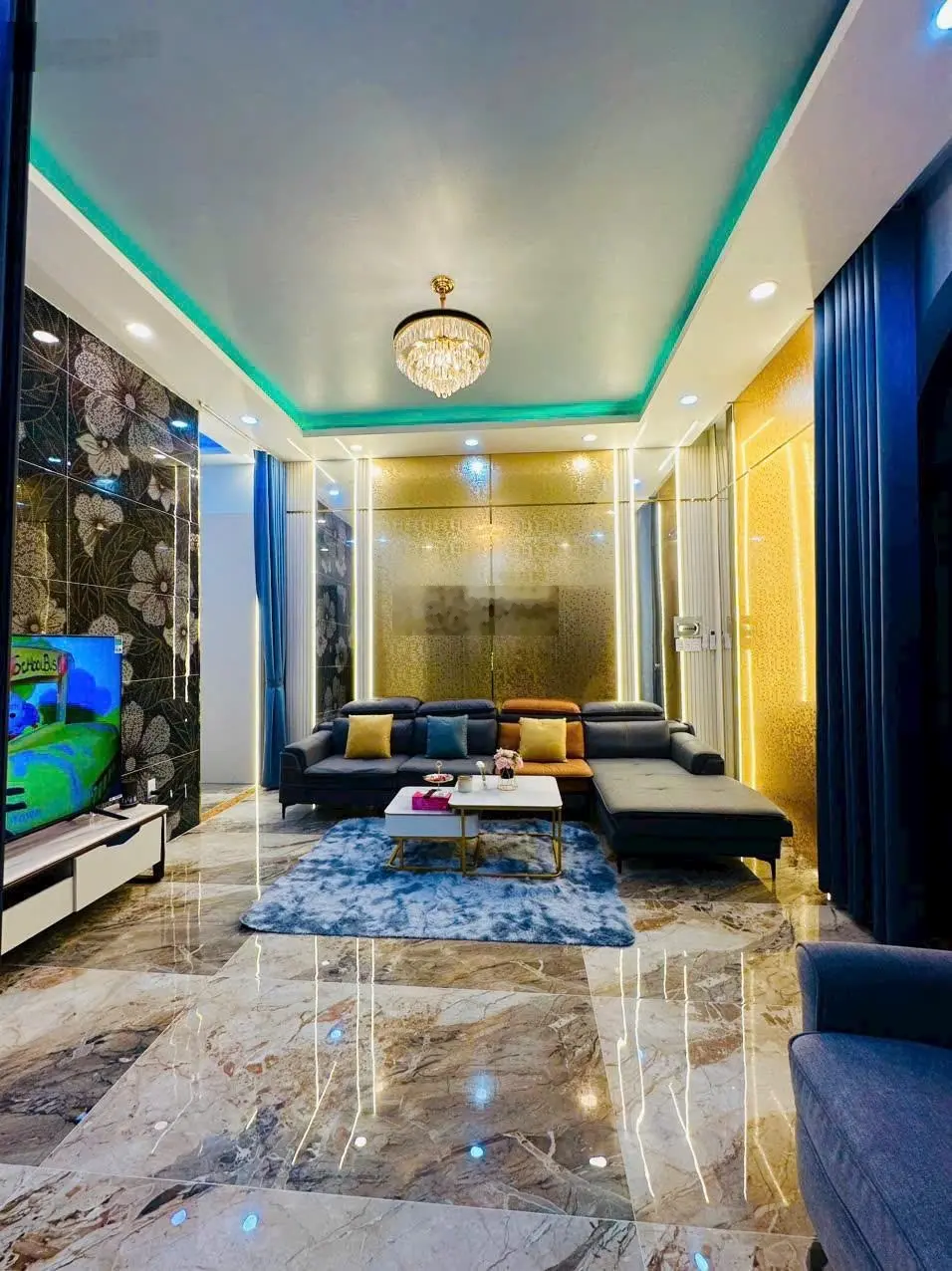 Bán gấp nhà riêng phong cách tại hẻm Hà Huy Giáp, 9,6 tỷ, 233m2, 4PN, 4WC, Sân