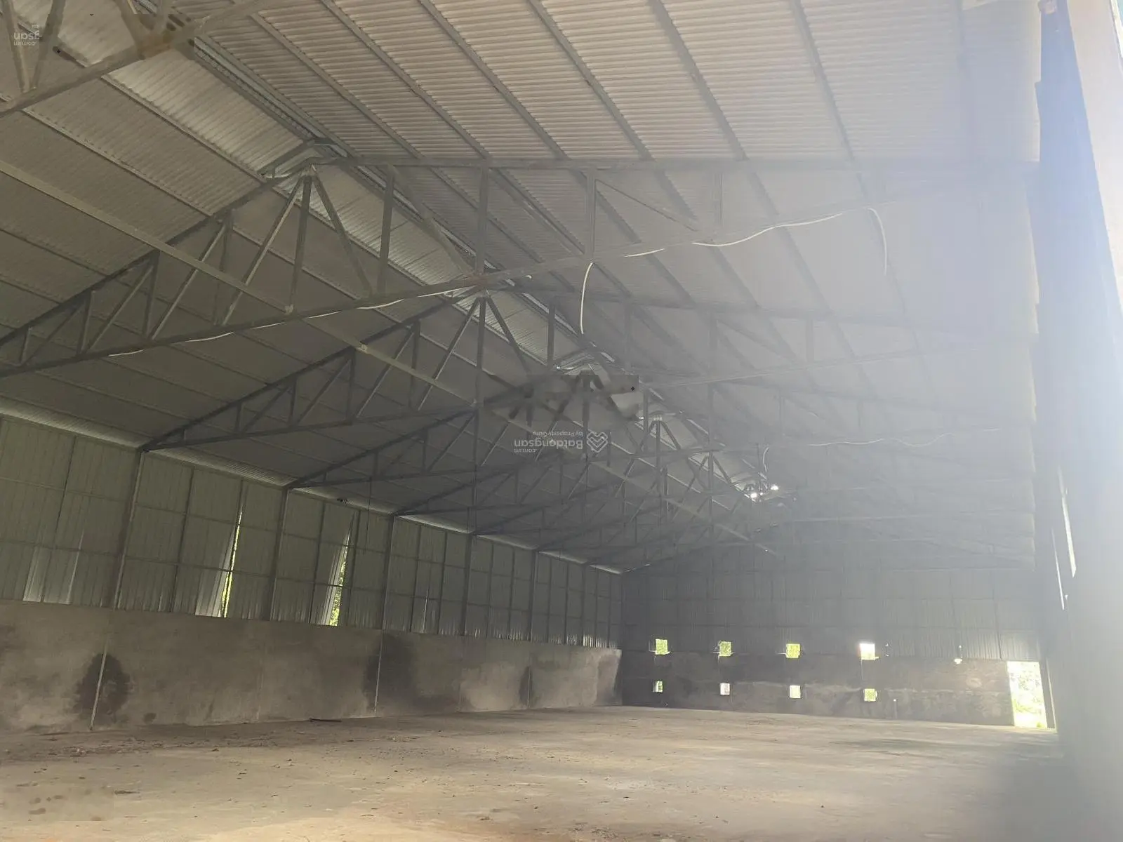 Cần bán 70002 đất có sẵn hơn 1000m2 nhà xưởng tại Yên Bài, Ba Vì, Hà Nội
