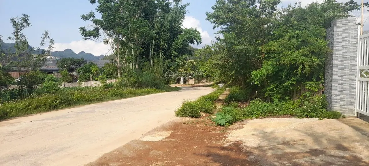 Bán đất tiểu khu Bó Bun, TTNT Mộc Châu. Gần Thảo Nguyên Resort. Cách khách sạn Mường Thanh 800m
