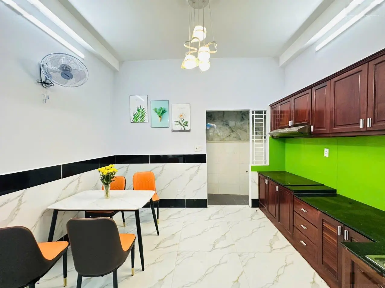 Bán nhà 2 Lầu 4Mx16M Hẻm Thông Xe Hơi Tránh Nhau Đường Nguyễn Thị Búp Gần Bệnh Viện Quận 12