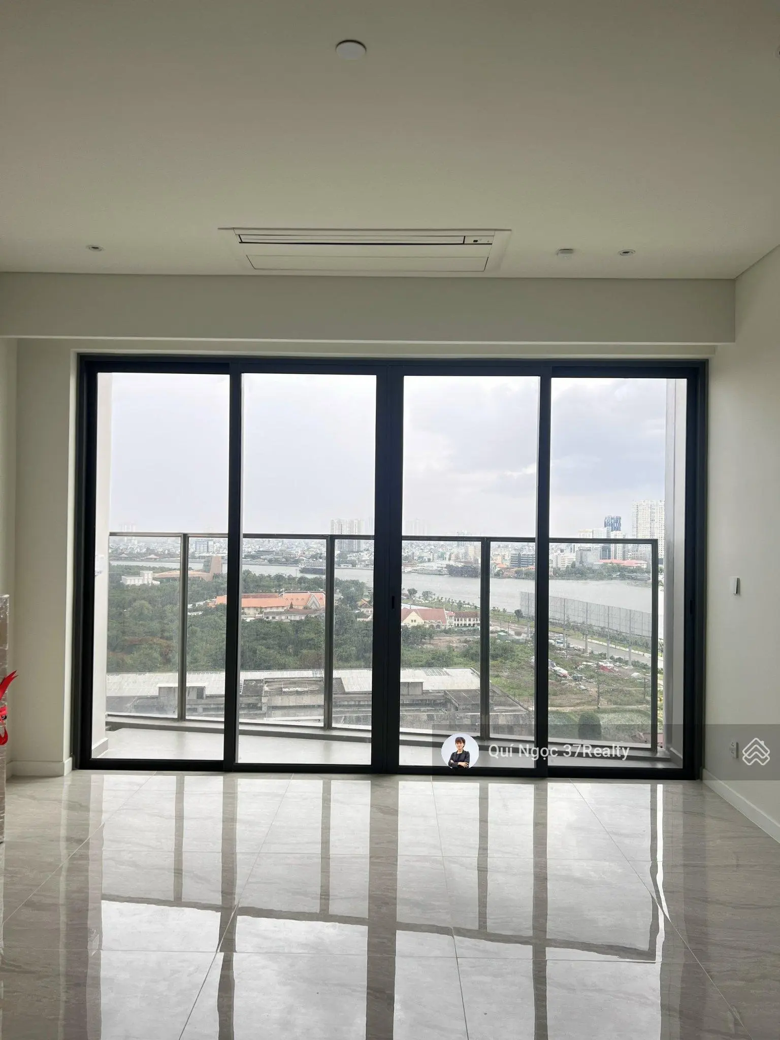 Bán 2PN Opera trục A.09, tầng cao hoa hậu