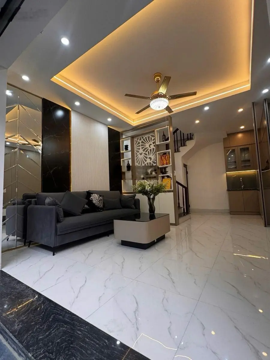 Siêu phẩm! Nhà mới koong - Xuân La - Tây Hồ - tặng full nội thất - 32m2 * 5 tầng - MT 4.3m - 7.8 tỷ
