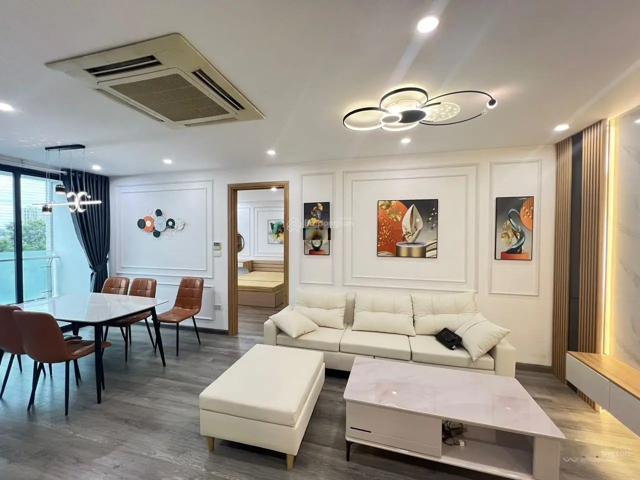 Chỉ nhỉnh 5 tỷ sở hữu căn hộ rộng 96m2 2N2WC tại Golden Land Nguyễn Trãi Thanh Xuân. LH: 0964 380 ***