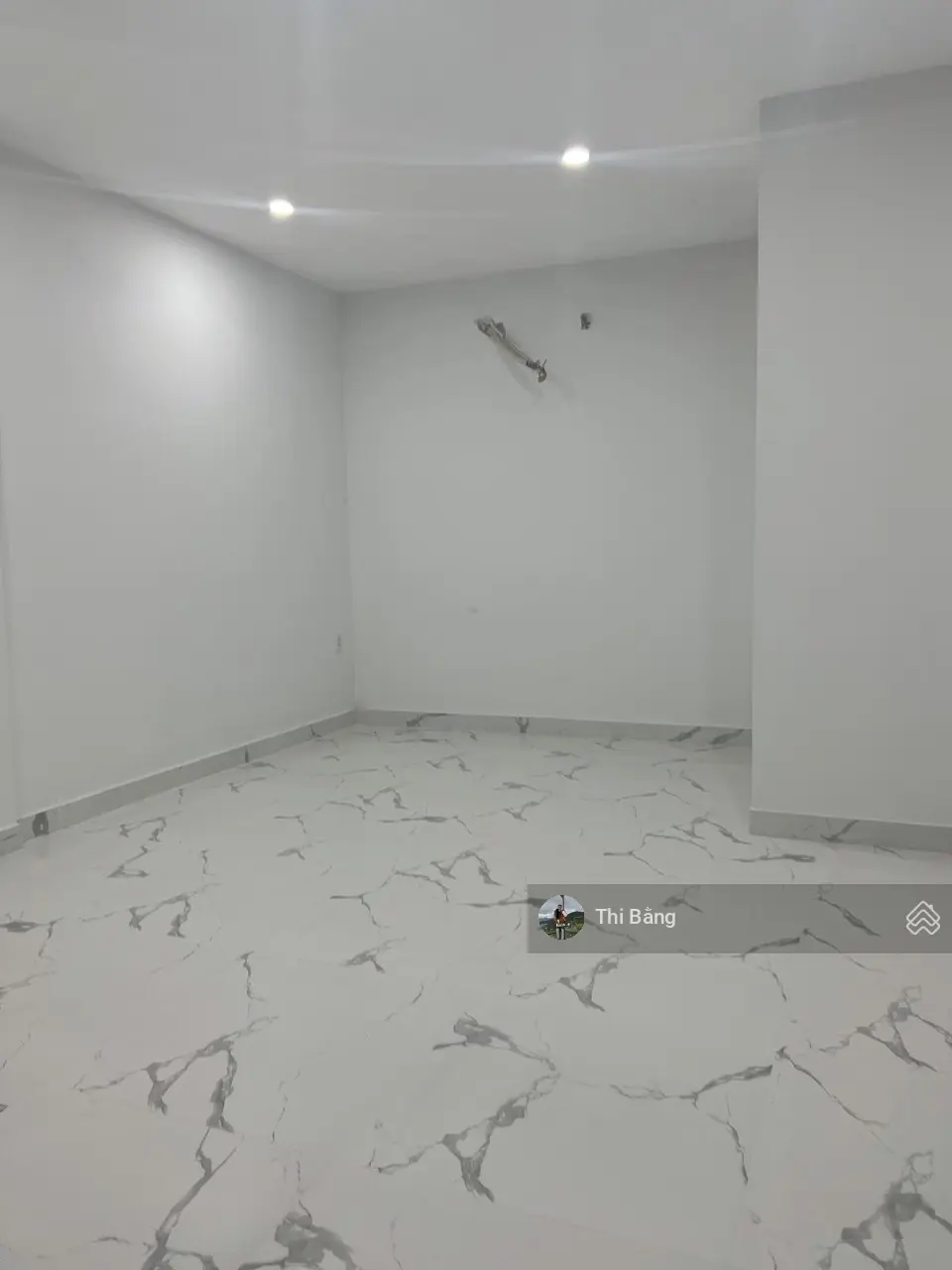 Bán nhà sát mặt tiền đường vị trí vàng để kinh doanh (4.2x17m) HXH quay đầu thông Bùi Đình Túy, CVA