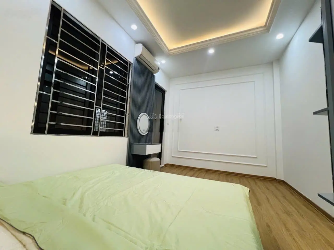 Nhà xây mới. Nội thất đầy đủ. Tổng diện tích sử dụng 165m ,nhà Đại Từ - Hồ Linh Đàm.